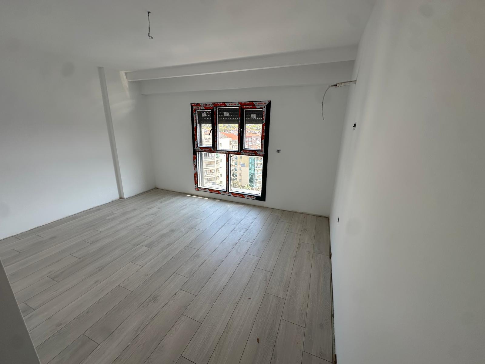 ÖZMERT UĞURCAN AKDAĞ'DAN MÜKEMMEL KONUMDA YERDEN ISITMALI 3+1